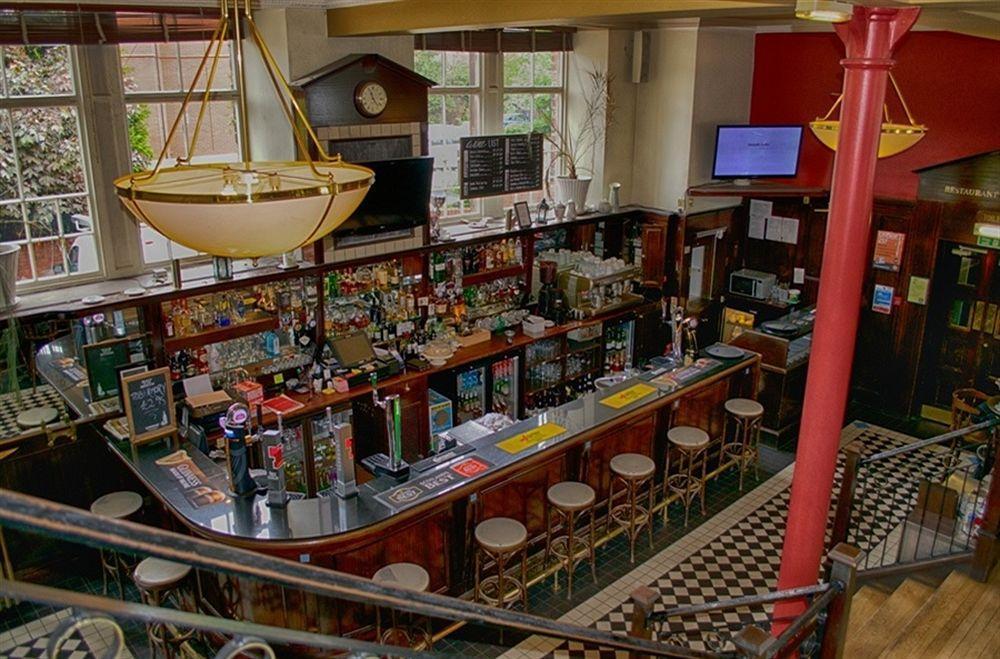 Celentano'S Restaurant With Rooms กลาสโกว์ ภายนอก รูปภาพ